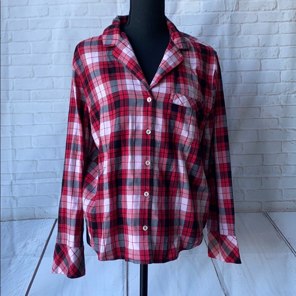 VS PJ shirt size M